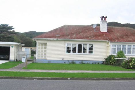 Photo of property in 4 Purser Grove, Fairfield, Lower Hutt, 5011