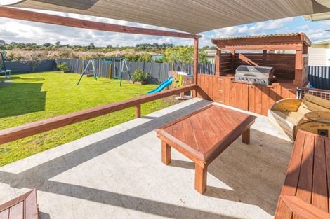 Photo of property in 53 Titoki Street, Castlecliff, Whanganui, 4501