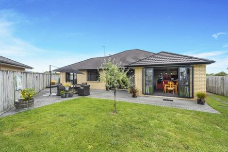 Photo of property in 19 Wiltshire Drive, Huntington, Hamilton, 3210