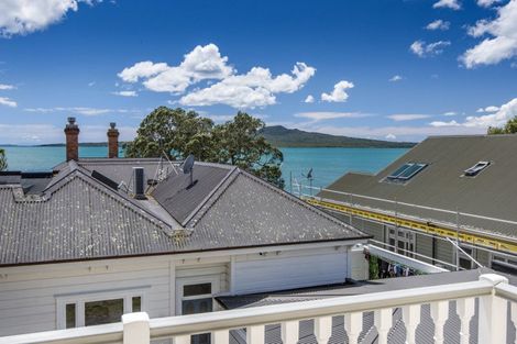 Photo of property in 42 Cheltenham Road, Devonport, Auckland, 0624