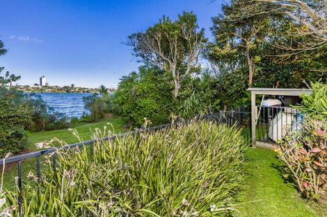 Photo of property in 47 Sylvan Park Avenue, Milford, Auckland, 0620