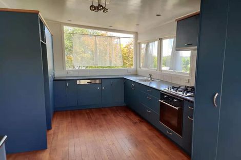 Photo of property in 17 Catalina Crescent, Forrest Hill, Auckland, 0620