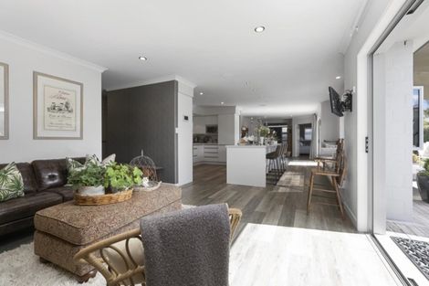 Photo of property in 134 Oriental Parade, Papamoa Beach, Papamoa, 3118