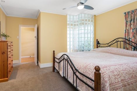 Photo of property in 9 Lincoln Street, Picton, 7220