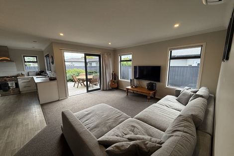 Photo of property in 23a Howard Road, Taradale, Napier, 4112
