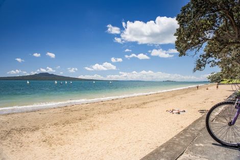 Photo of property in 23 Seacliffe Avenue, Belmont, Auckland, 0622