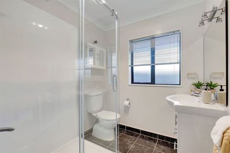 Photo of property in 16 Dusky Crescent, Aotea, Porirua, 5024