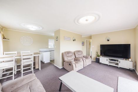Photo of property in 17 Cargill Grove, Kelvin Grove, Palmerston North, 4414