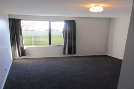 Photo of property in 22a Dunedin Street, Redwood, Christchurch, 8051