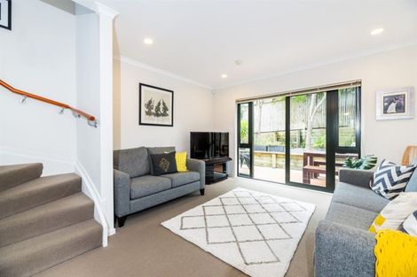Photo of property in 41 Barnea Circle, Glen Eden, Auckland, 0602