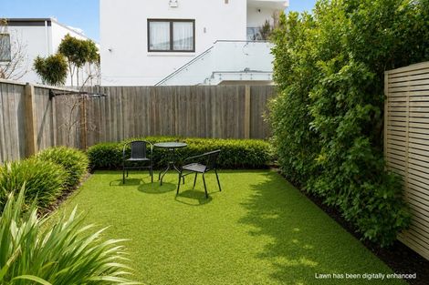 Photo of property in 5/241 Lincoln Road, Addington, Christchurch, 8024