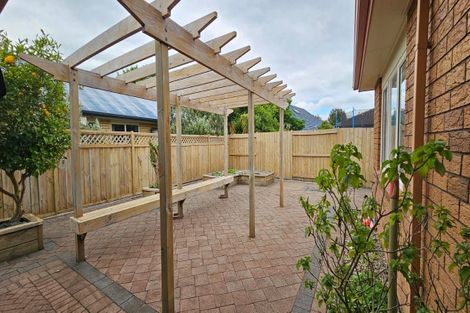 Photo of property in 6 Buckingham Place, Rototuna North, Hamilton, 3210