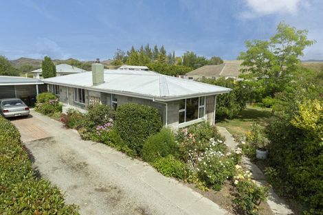 Photo of property in 1 Wilton Street, Omakau, 9376