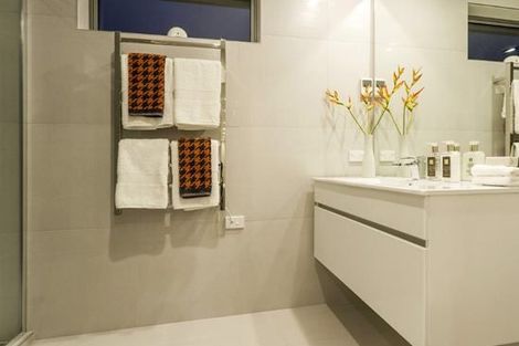 Photo of property in 68a Arran Road, Browns Bay, Auckland, 0630