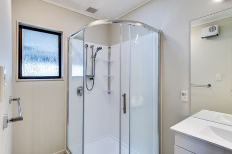 Photo of property in 415a Gloucester Street, Taradale, Napier, 4112