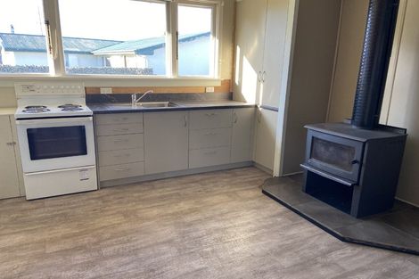 Photo of property in 22 Cornwall Street, Mossburn, 9792