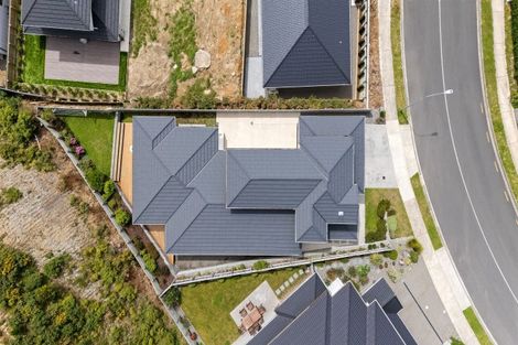 Photo of property in 8 Porokaiwhiri Street, Crofton Downs, Wellington, 6035