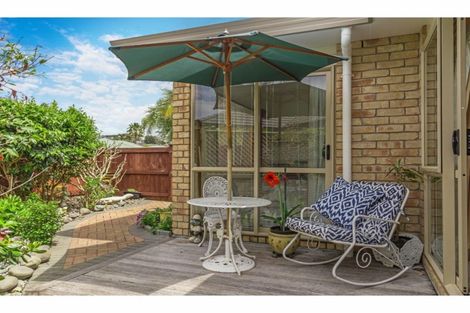 Photo of property in 47 Red Hibiscus Road, Stanmore Bay, Whangaparaoa, 0932