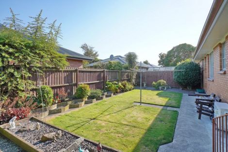 Photo of property in 2/4 Blakehall Place, Spreydon, Christchurch, 8024