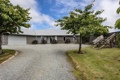 Photo of property in 61 Loburn Whiterock Road, Loburn, Rangiora, 7472