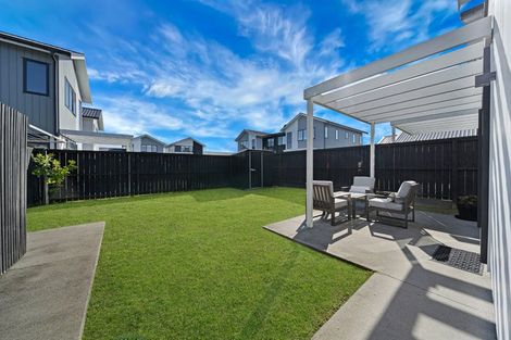 Photo of property in 12 Hoiho Road, Pukekohe, 2120