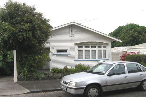 Photo of property in 28 Sylvan Avenue West, Northcote, Auckland, 0627