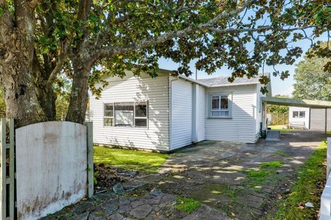 Photo of property in 239 Coronation Avenue, Welbourn, New Plymouth, 4310