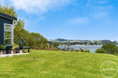 Photo of property in 275 Metcalfe Road, Matakohe, 0593