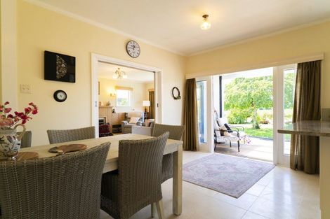 Photo of property in 87 Arataki Road, Havelock North, 4130