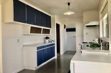 Photo of property in 4a Lavery Place, Sunnynook, Auckland, 0632