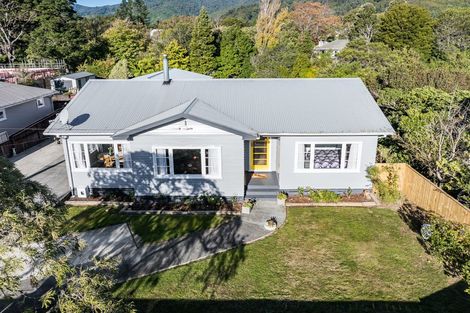 Photo of property in 27 Stanley Street, Wainuiomata, Lower Hutt, 5014