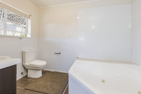 Photo of property in 3/3 Clarks Beach Road, Clarks Beach, 2122