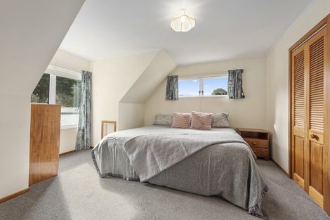 Photo of property in 5 Patutu Grove, Trentham, Upper Hutt, 5018