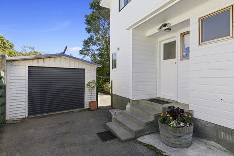 Photo of property in 10 Otira Grove, Kelson, Lower Hutt, 5010
