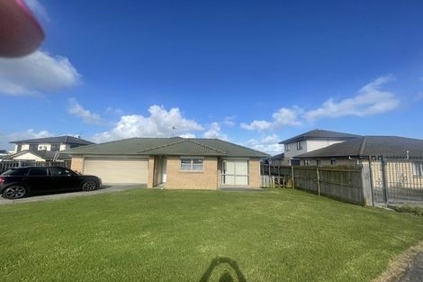 Photo of property in 6 Mark Edgar Place, Clendon Park, Auckland, 2103