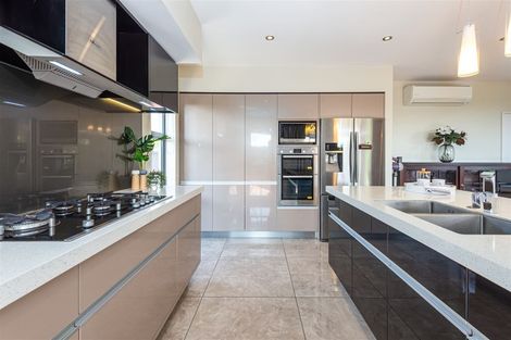 Photo of property in 16 Mariposa Crescent, Aidanfield, Christchurch, 8025