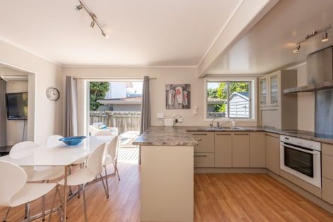 Photo of property in 91 Field Way, Waikanae Beach, Waikanae, 5036