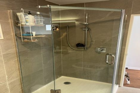 Photo of property in 25 Waterloo Road, Milford, Auckland, 0620