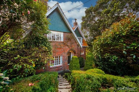 Photo of property in 86 Bolton Street, Kelburn, Wellington, 6012