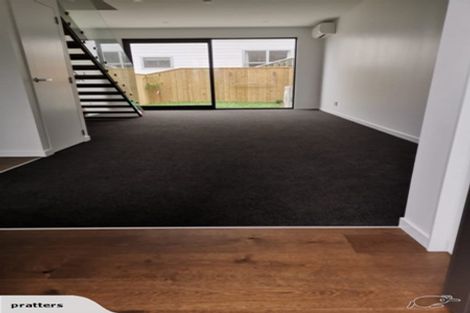 Photo of property in 12/20 Trent Street, Island Bay, Wellington, 6023