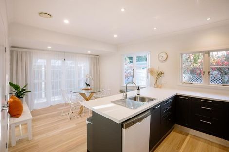 Photo of property in 9 Minchin Crescent, St Andrews, Hamilton, 3200