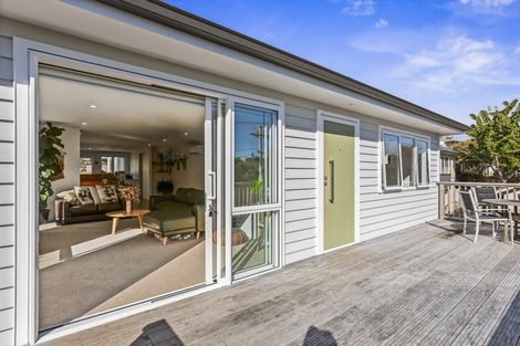 Photo of property in 6 Moa Road, Raumati Beach, Paraparaumu, 5032