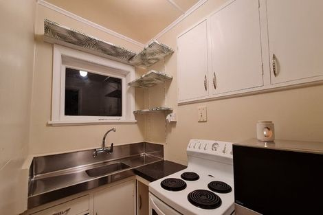 Photo of property in 63 Norton Park Avenue, Fairfield, Lower Hutt, 5011