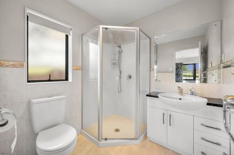 Photo of property in 16 Leafield Crescent, Henderson, Auckland, 0612