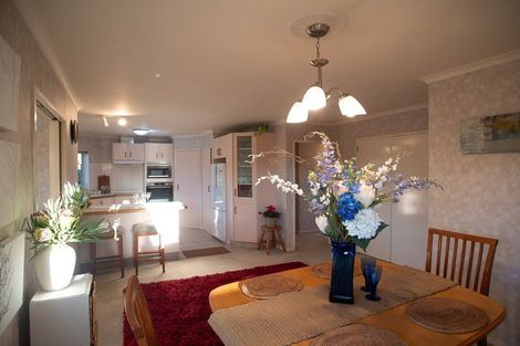 Photo of property in 37 Luculia Drive, Mount Maunganui, 3116