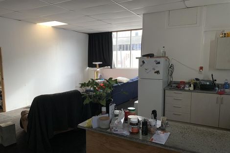 Photo of property in 11a Springs Road, Parakai, 0830