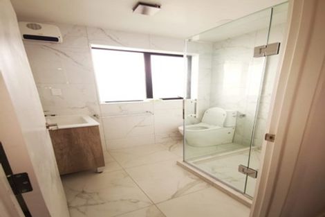 Photo of property in 124c Rosier Road, Glen Eden, Auckland, 0602