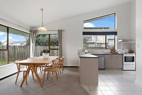 Photo of property in 13 Alexandra Street, Riverhead, 0820