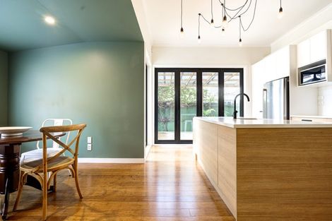 Photo of property in 893 Heaphy Terrace, Claudelands, Hamilton, 3214