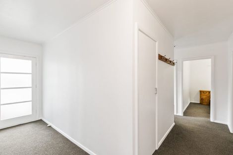 Photo of property in 6 Hollies Crescent, Johnsonville, Wellington, 6037